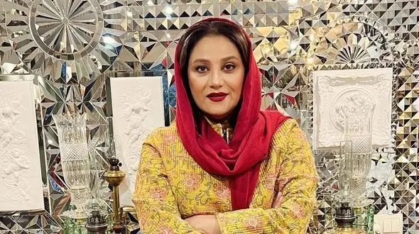 فیلم/ دکوراسیون مناسب عید خانه شبنم مقدمی /  از گذاشتن کفش‌های دوران کودکی در پذیرایی تا بالکنی بزرگ و پر از گل و گیاه