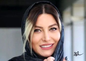 سلفی ناشیانه فریبا نادری با شال پلنگی لاکچری