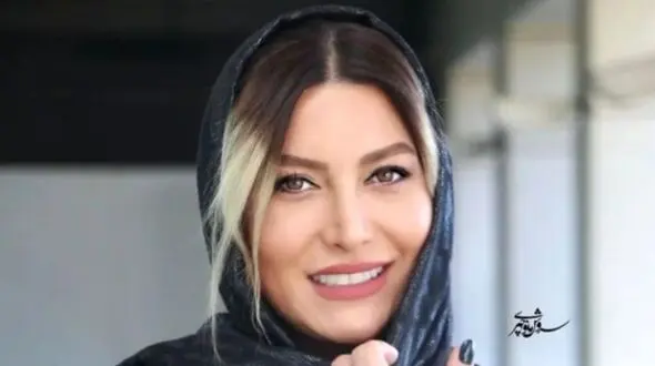 فیلم / همخوانی فریبا نادری و محمد نادری با ترانه خاطره انگیز یار دبستانی من در کنسرت حجت اشرف زاده ...