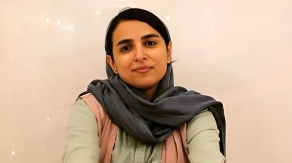 زینب موسوی بعد از توهین به فردوسی: قول داده بودند آن بخش مربوط به فردوسی حذف شود!... / کاملا بی اطلاعم از ... / سازنده برنامه هم ...