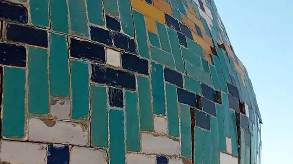 آسیب های پایان ناپذیر کارخانه سیمان به میراث فرهنگی شهر ری + واکنش میراث فرهنگی