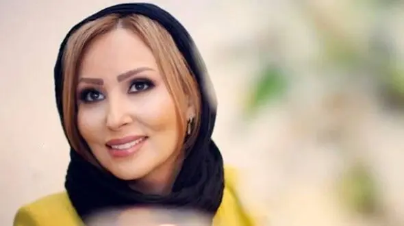 پرستو صالحی هم ریحانه پارسا شد ! + عکس های منشوری خانم بازیگر با ابروهای عجیبش  !