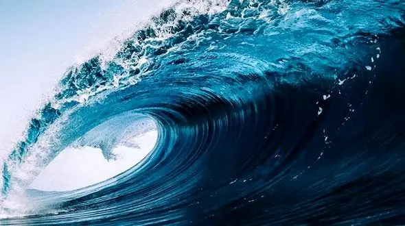 احتمال افزایش ارتفاع موج دریا در سواحل جنوبی / دریا نروید، احتمال غرق شدن وجود دارد 