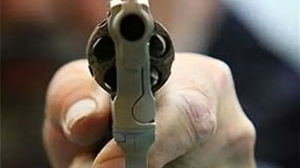 شلیک مجرم مسلح سابقه دار به پلیس در گلپایگان + فیلم