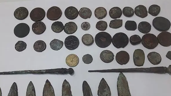 دردسر گنج نفیس برای مرد شیرازی