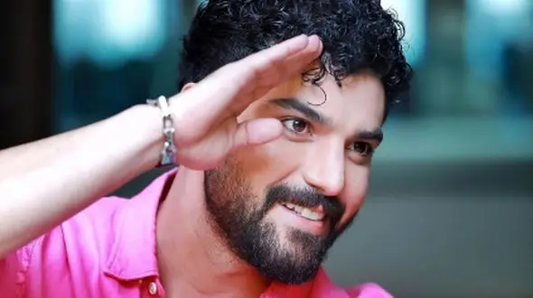 خلاقیت تحسین‌برانگیز اوستا آشپز در تزئین غذای سینا مهراد با تم قلبی حماسه آفرید/ مهر ومحبت یعنی همین با جزئیات ساده میشه همو خوشحال کرد