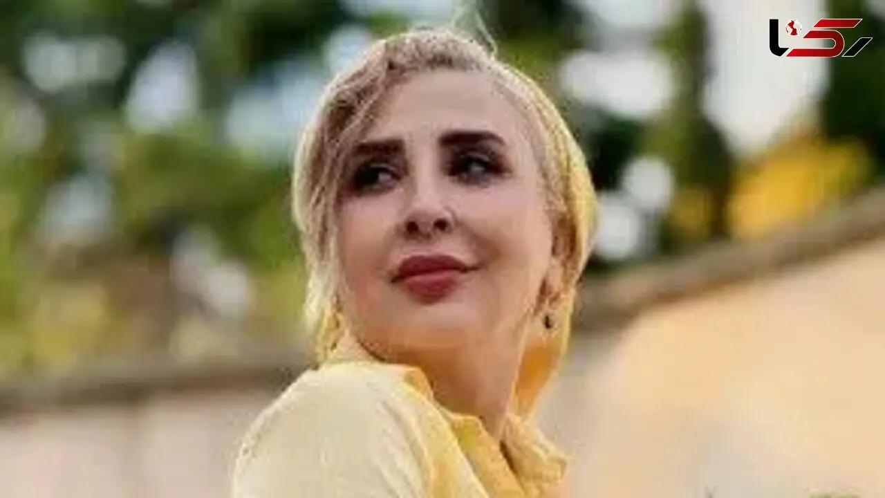 استایل مرواریدی مرجانه گلچین در فضایی بهاری