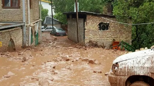  سیلاب چهار واحد مسکونی در شهر زیرآب را تخریب کرد