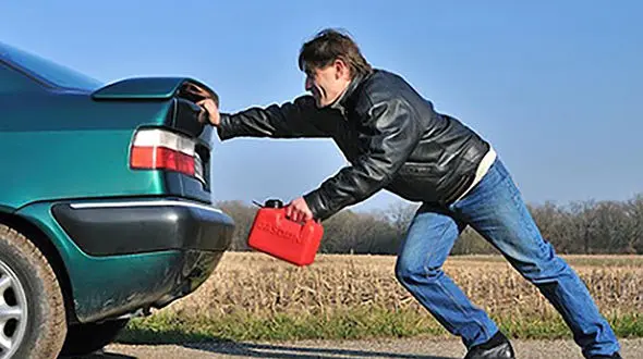 هنگام تمام شدن بنزین باید به چه نکاتی توجه کنید؟