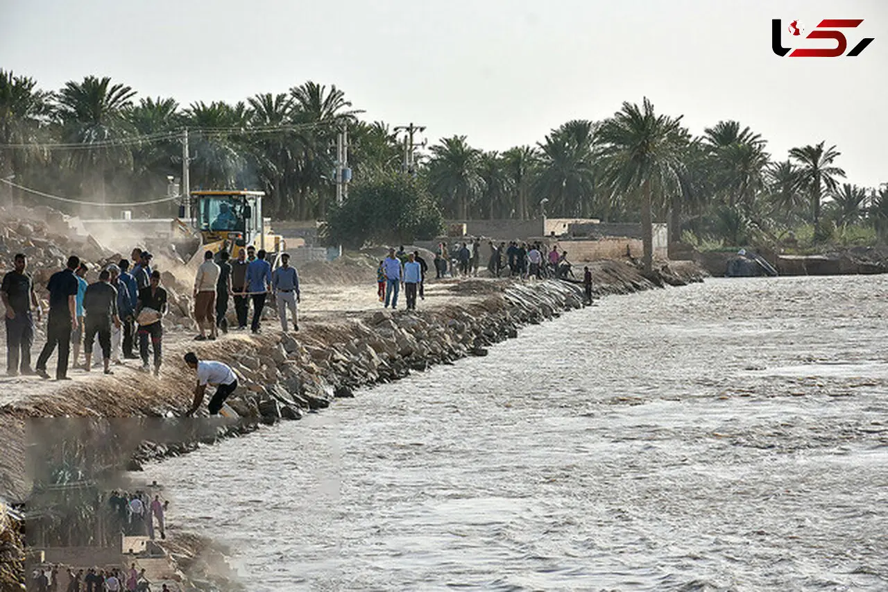 نجات جان دو غریق از رودخانه کارون