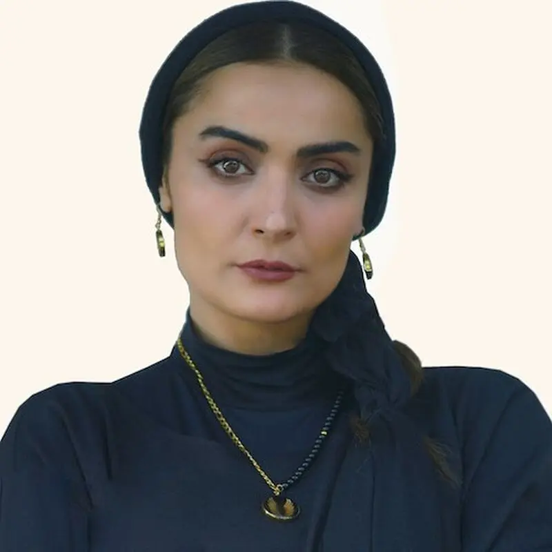 السا فیروز آذر