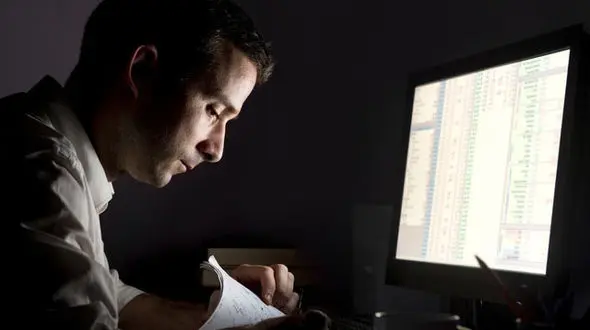 5 ترفند برای سرحال بودن در شیفت کاری شب 