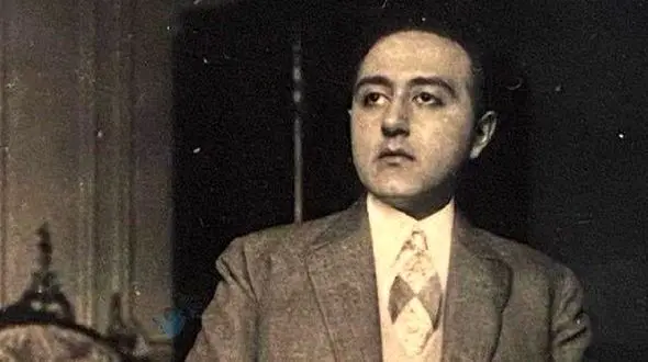 عکس؛ سفر در زمان؛ «سوگلی کم سن و سال و محبوب احمدشاه»؛ اواخر دهه 1290