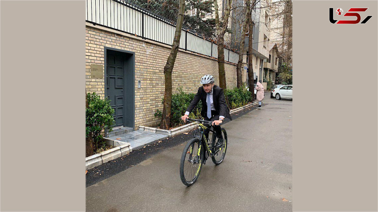سفیر سوییس در تهران به کمپین "سه‌شنبه‌های بدون خودرو" پیوست