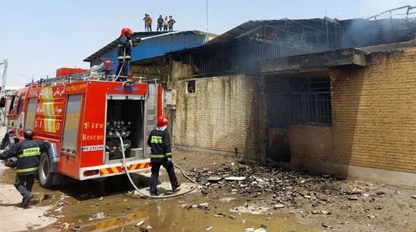 آتش سوزی بزرگ در خیابان شوش تهران 