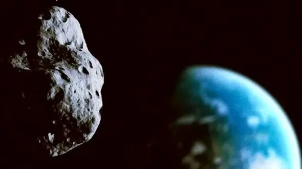 راز شبه‌ قمری که دهه‌ هاست زمین را همراهی می‌ کند