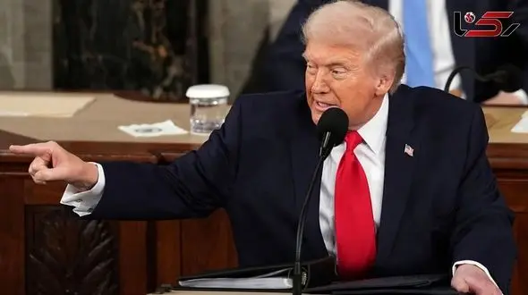 U.S. Senator: Trump Is a Liar and a Corrupt Dictator