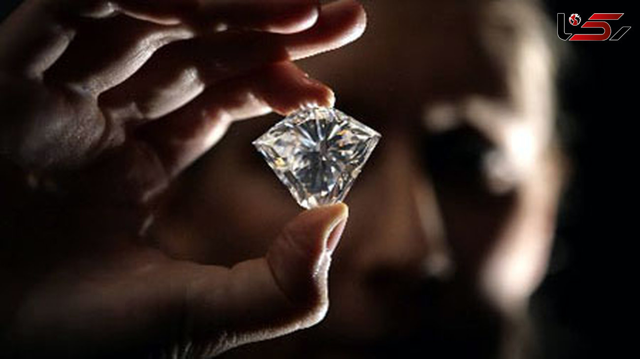 دومین الماس بزرگ جهان با قیمت 207 میلیارد تومان فروخته شد 
