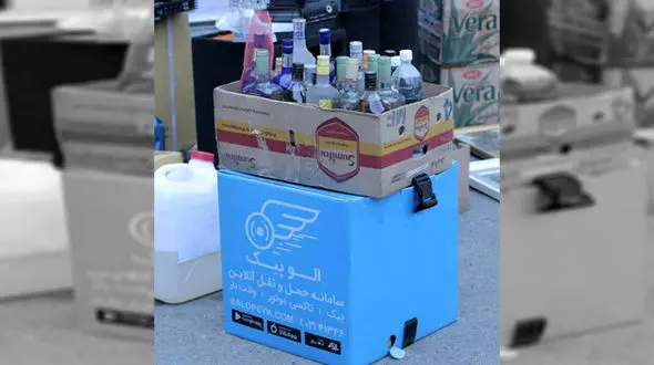 تهرانی ها با  الو پیک مشروب سفارش می دادند ! + عکس