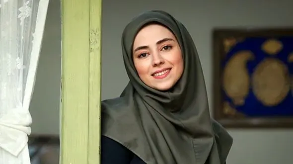 زیبایی خانم بازیگر داعشی سریال پایتخت / بیرون عمرا خانم بازیگر را بشناسید !