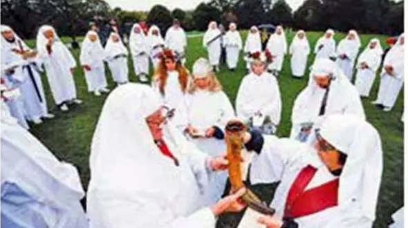 جشن راهبه ها در آغاز پاییز + عکس