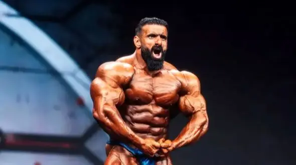 چرا چوپان شانس اول کسب عنوان ساندو در سال جدید است؟