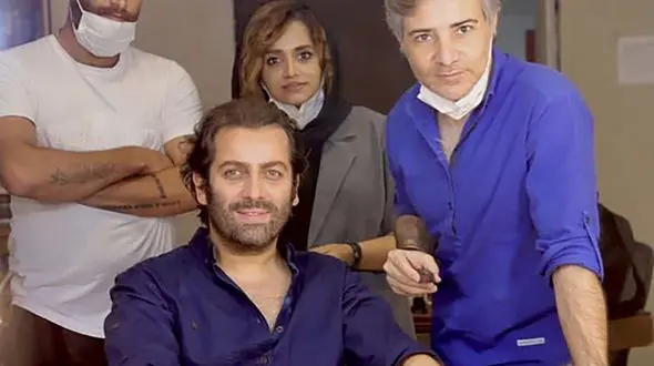 امیررضا دلاوری در پشت صحنه کار جدیدش + عکس