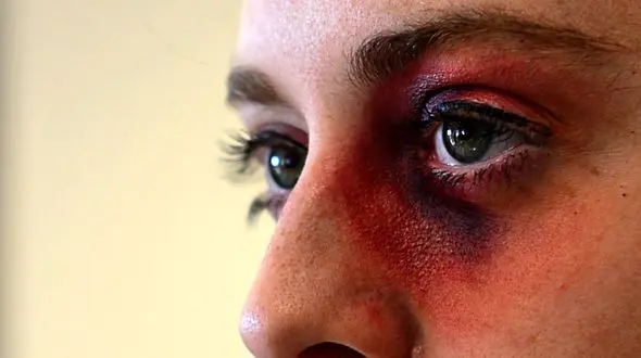 جمع آوری زنان بی خانمان برای برگرداندن به نقطه خشونت! /تا زمانی که مشاوره ارزان نداریم آسیب های خانوادگی حل نمی شود