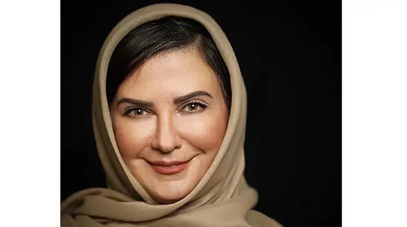 (عکس) انتشار تصویر دختر لعیا زنگنه برای اولین بار / ژست مادر و دختریشون خیلی جالبه