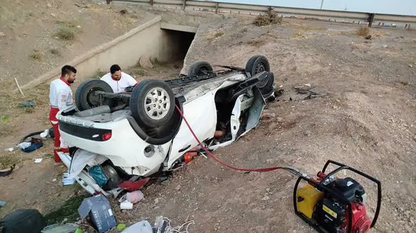 2 جان باخته طی واژگونی کوییک در اتوبان قزوین