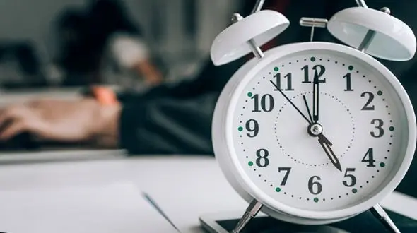 بررسی فوریت لایحه تغییر ساعت رسمی کشور در دستور کار مجلس قرار گرفت