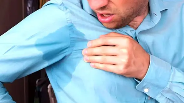 چرا بوی بدن تغییر می‌ کند؟ 5 دلیل مهم که باید بدانید