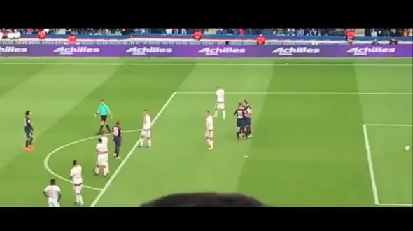 عکس العمل جالب کاوانی پس از اولین پنالتی نیمار+فیلم