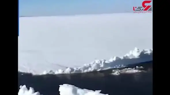 پدیده‌ای نادر از حرکت یخچال قطبی و برخورد آن با خشکی + فیلم 