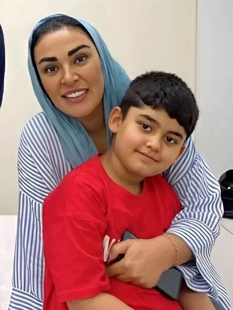 زیبا بروفه و پسرش 1