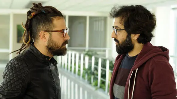 مدل موی عجیب هومن سیدی در گلشیفته