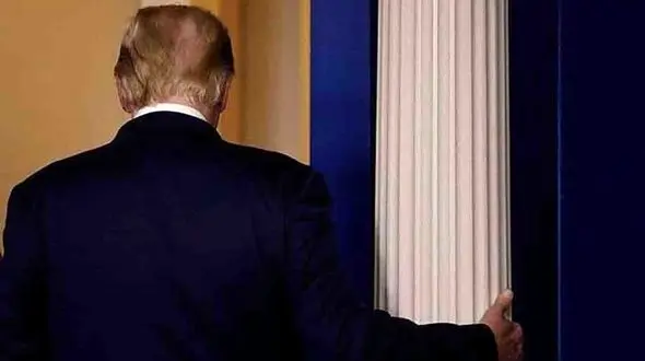 اقدام عجیب توئیتر علیه ترامپ +عکس