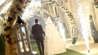 زشتی این عروس مهمان ها را هم شوکه کرد / داماد خوشتیپ عاشق اوست! + فیلم