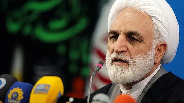 مقصران حادثه ریلی سمنان باید سریع شناسایی شوند / دیوانعالی درباره بابک زنجانی حکمی نداده است 