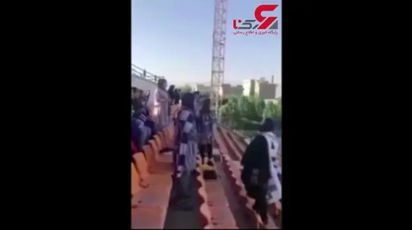 دختران استقلالی بالاخره وارد ورزشگاه شدند!+فیلم