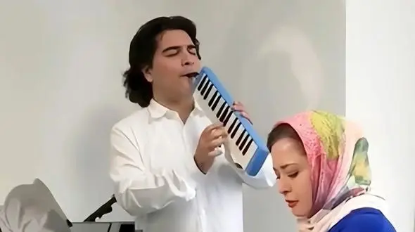 فیلم آواز باشکوه  /  وقتی دو تا نوازده تراز لاکچری گل سنگم میزنن مهراوه و احتشامی عالین 