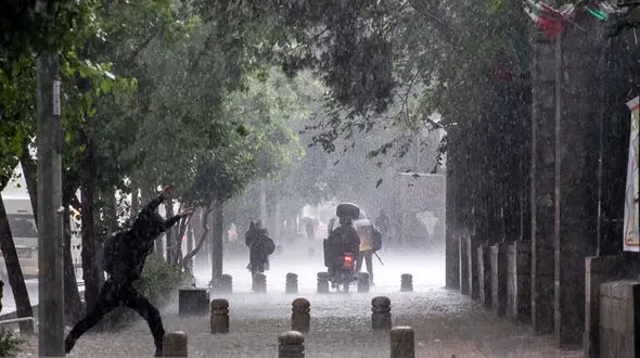 آمادگی نیروهای هلال احمر در تهران / نقشه های خطرپذیری برای شرق استان تهران تهیه شده است