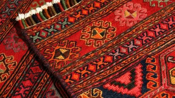 شستن گلیم فرش در قالیشویی چگونه است؟