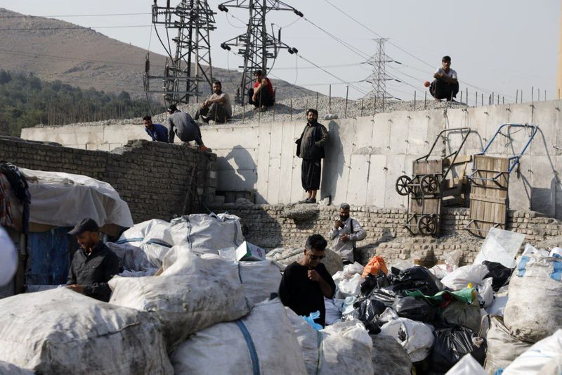 پلمب ۶ مرکز نگهداری پسماند غیرمجاز تهران/ دستگیری اتباع غیرمجاز در بازدید سرزده معاون دادستان
