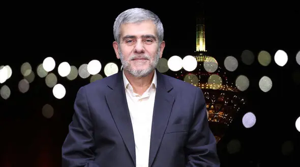 فریدون عباسی نامزد انتخابات 1400/  اولین فرمان من واکسیناسیون عمومی خواهد بود