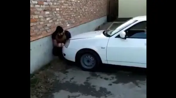 زورآزمایی یک هرکول در مقابل دوربین + فیلم