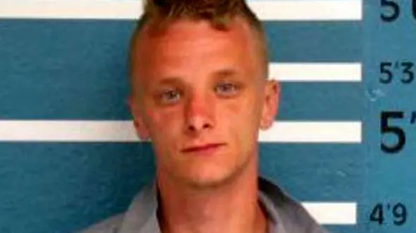 تجاوز به دختر 10 ساله توسط مرد مخوف+عکس