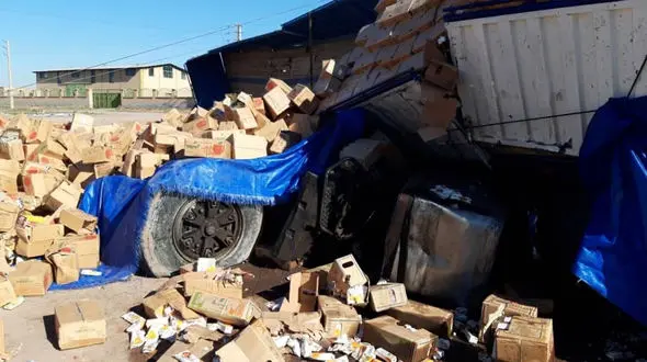 4 عکس از تصادف مرگبار در محور قدیم تهران -قم