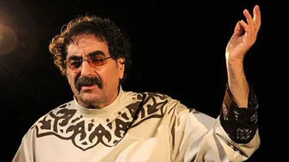 انتقاد شهرام ناظری از نشان دادن سازها از دور در کنسرتش
