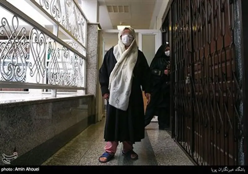 پدر و مادر بابک خرمدین در دادسرای جنایی